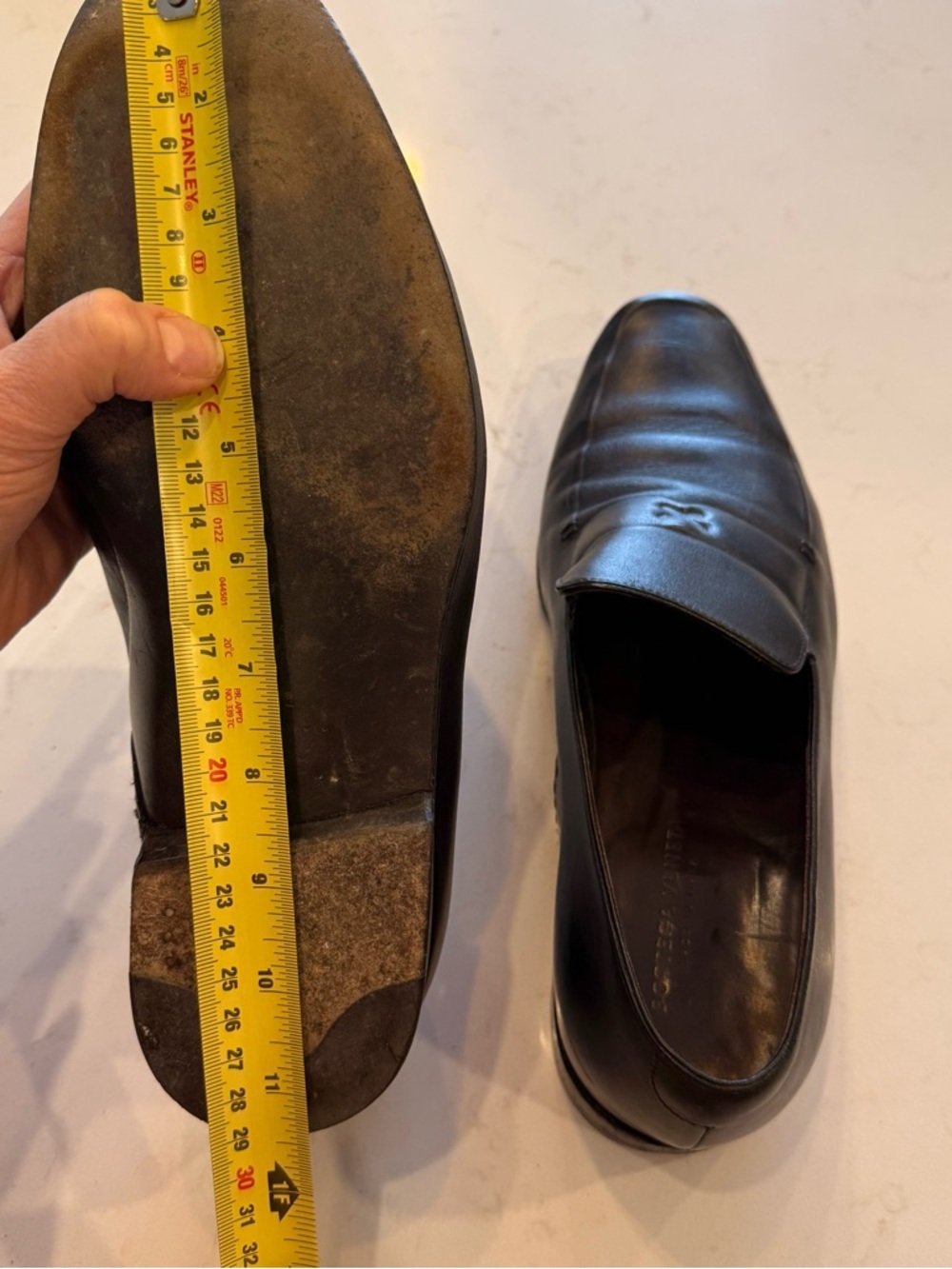 Y2K/Vintage Bottega Veneta Black Leather Slip-On Loafers - Picture 8 of 8